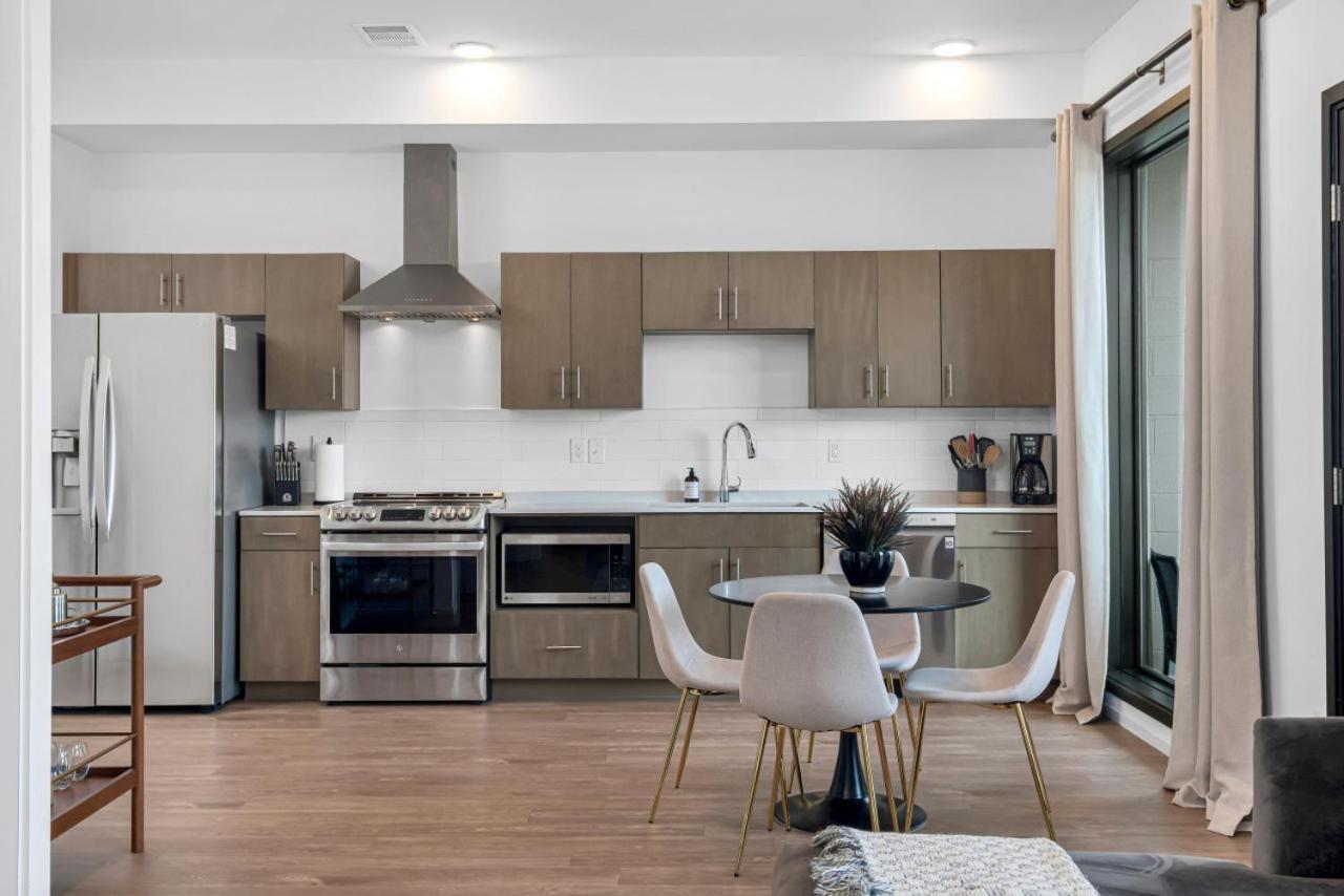 Gulch Located With 4 Beds, Pool, Private Patio And Secure Parking Villa NashvilleNashville  Kültér fotó